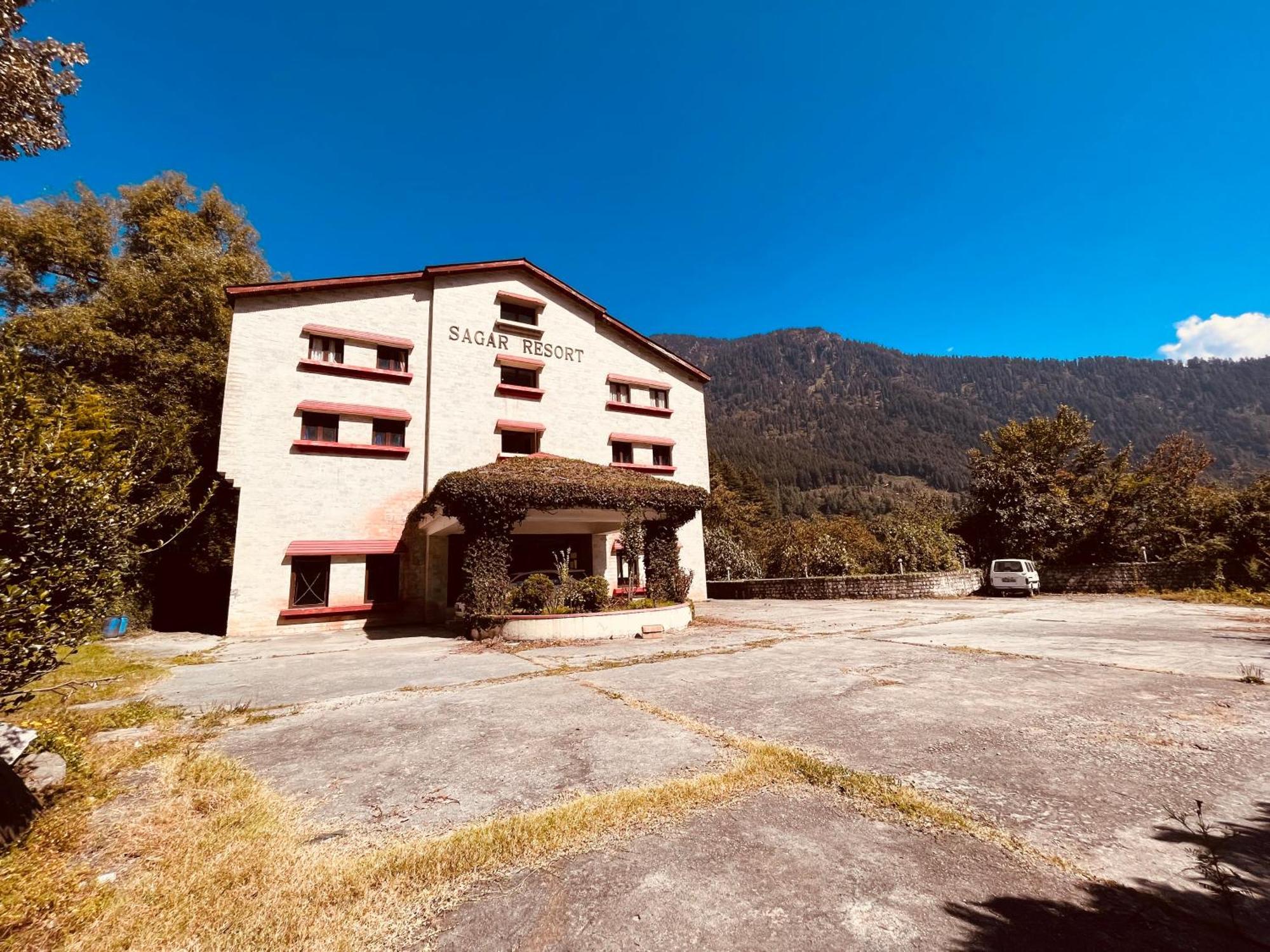 Ramayan Resort, In City Centre Manali By Ramanand Sagar Exterior photo